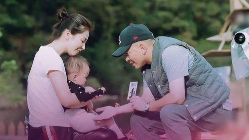 娱乐圈的资深爆料,揭秘明星背后的真实故事  第1张